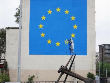 Nuevo mural de Banksy sobre el "Brexit"