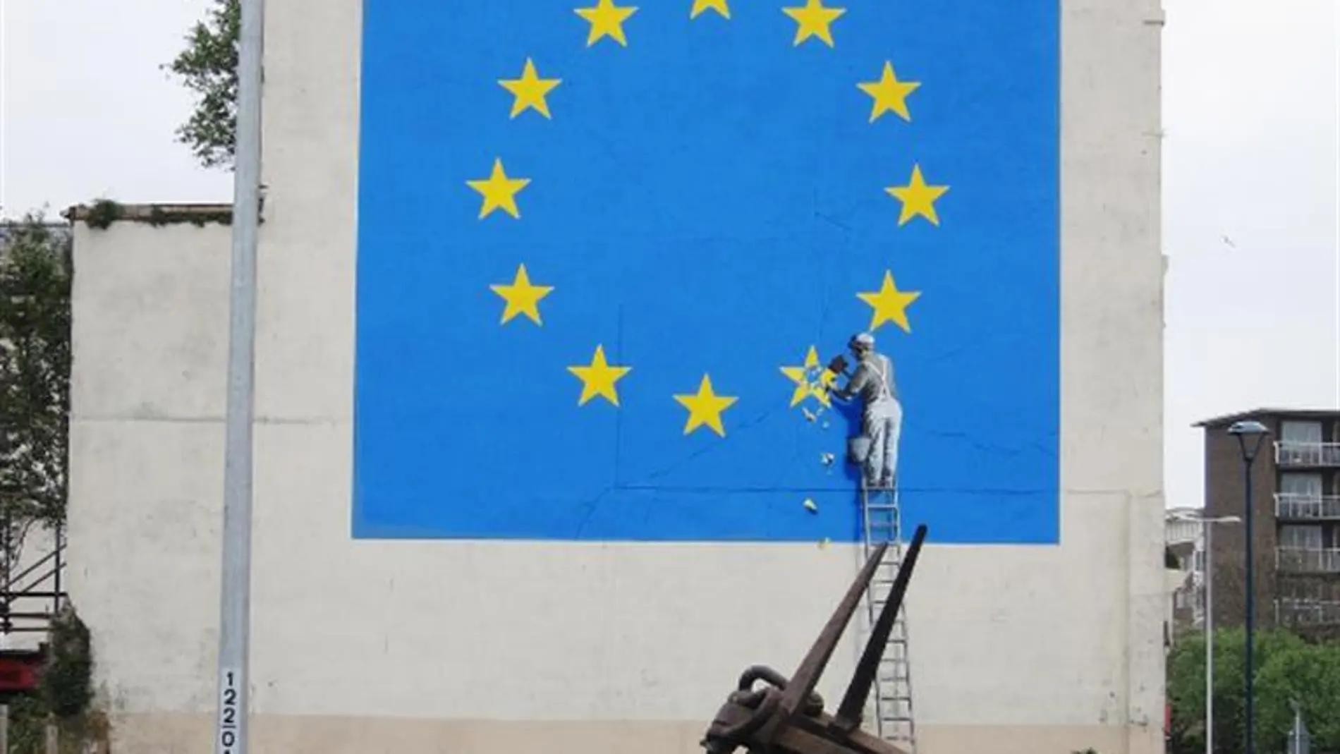 Nuevo mural de Banksy sobre el "Brexit" Nuevo mural de Banksy sobre el "Brexit"
