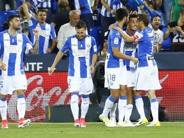 Los jugadores del Leganés celebran un gol ante el Betis en Butarque