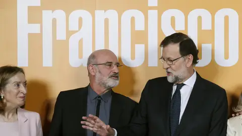Fernando Aramburu y Mariano Rajoy Fernando Aramburu y Mariano Rajoy