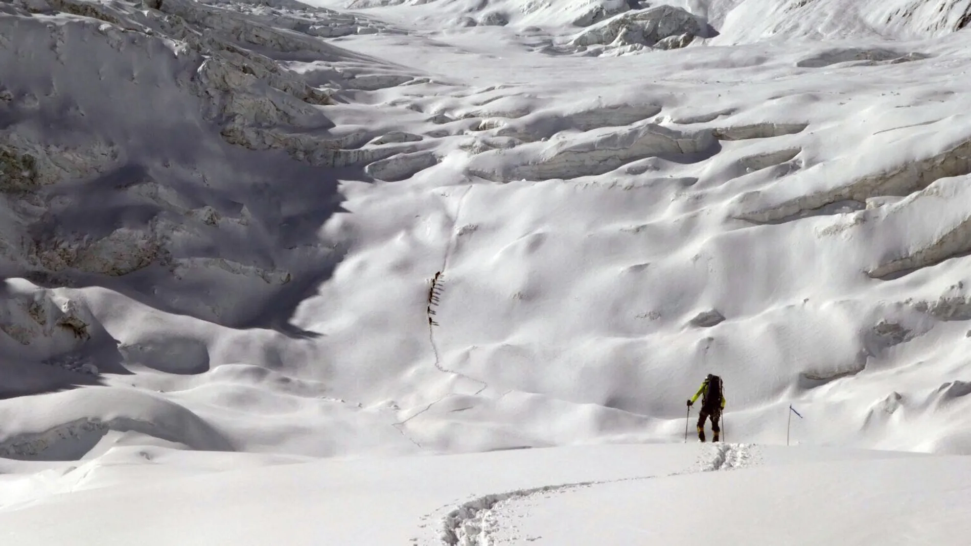 Imagen del Dhaulagiri, en el reto de Carlos Soria. Imagen del Dhaulagiri, en el reto de Carlos Soria.