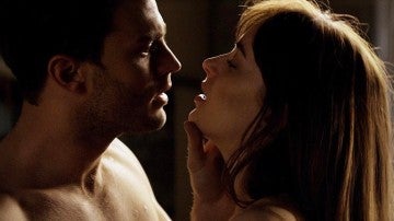 Fotograma de 'Cincuenta sombras'