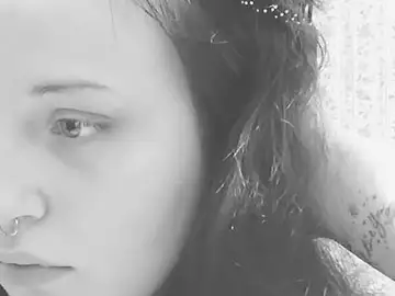 Katelyn se cepilla el pelo por primera vez en un mes debido a la depresión que padece Katelyn se cepilla el pelo por primera vez en un mes debido a la depresión que padece