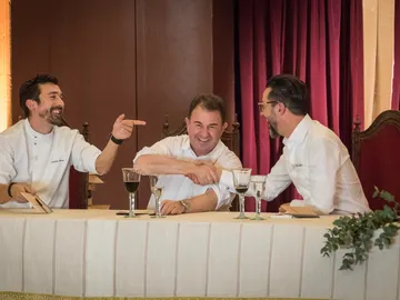 Quique Dacosta, Eneko Atxa y Martín Berasategui, jurado de infarto para una semifinal de ‘Top Chef’ sin precedentes Quique Dacosta, Eneko Atxa y Martín Berasategui, jurado de infarto para una semifinal de ‘Top Chef’ sin precedentes