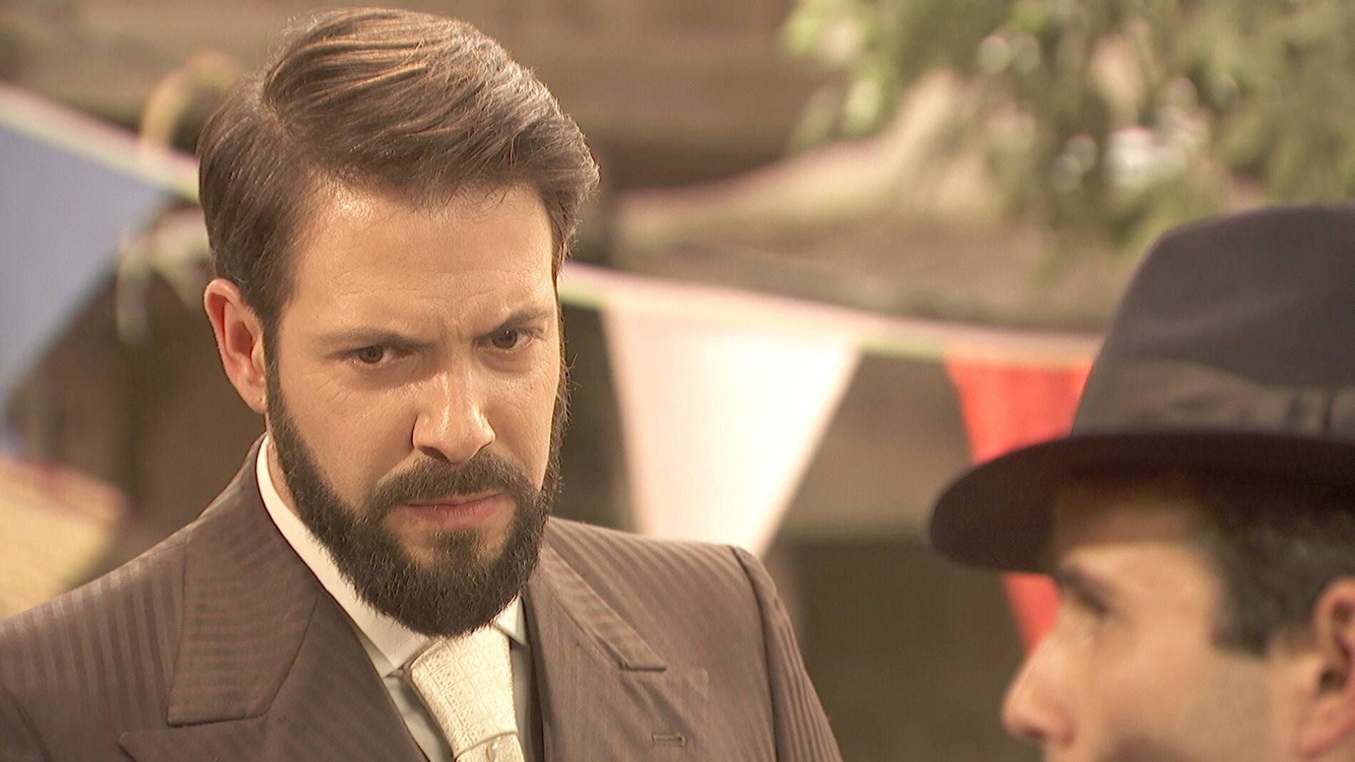 El objetivo de Garrigues: Candela y su hijo