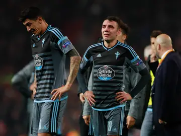 Iago Aspas, llorando sobre el césped de Old Trafford Iago Aspas, llorando sobre el césped de Old Trafford