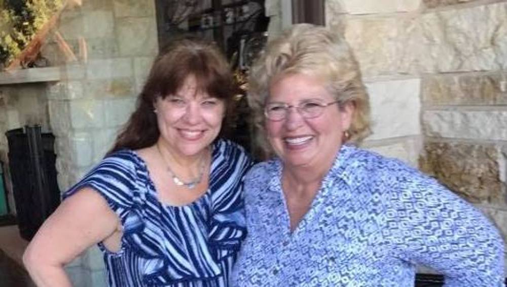 Donna Pavey junto a su hija Sharon