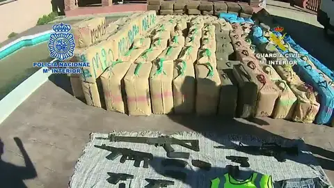 Frame 55.406747 de: Desarticulada la mayor organización de tráfico de hachís en España Frame 55.406747 de: Desarticulada la mayor organización de tráfico de hachís en España