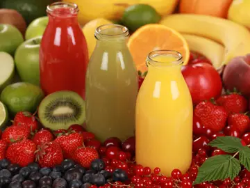 Es mejor ingerir una pieza de fruta que un zumo Es mejor ingerir una pieza de fruta que un zumo