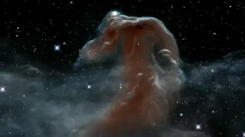 Frame 35.183868 de: Desde los confines del Universo Frame 35.183868 de: Desde los confines del Universo