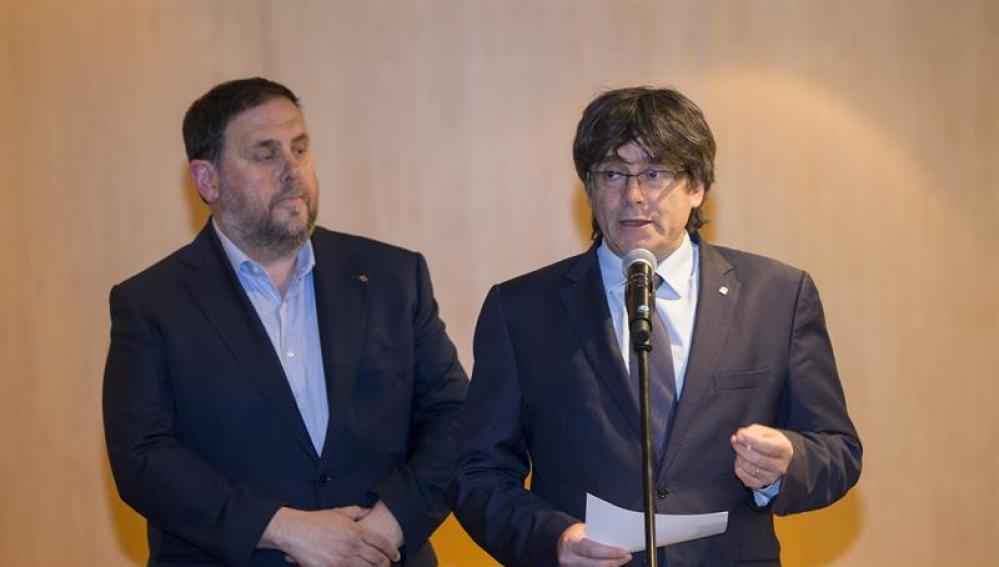 El president, Carles Puigdemont y el vicepresidente, Oriol Junqueras