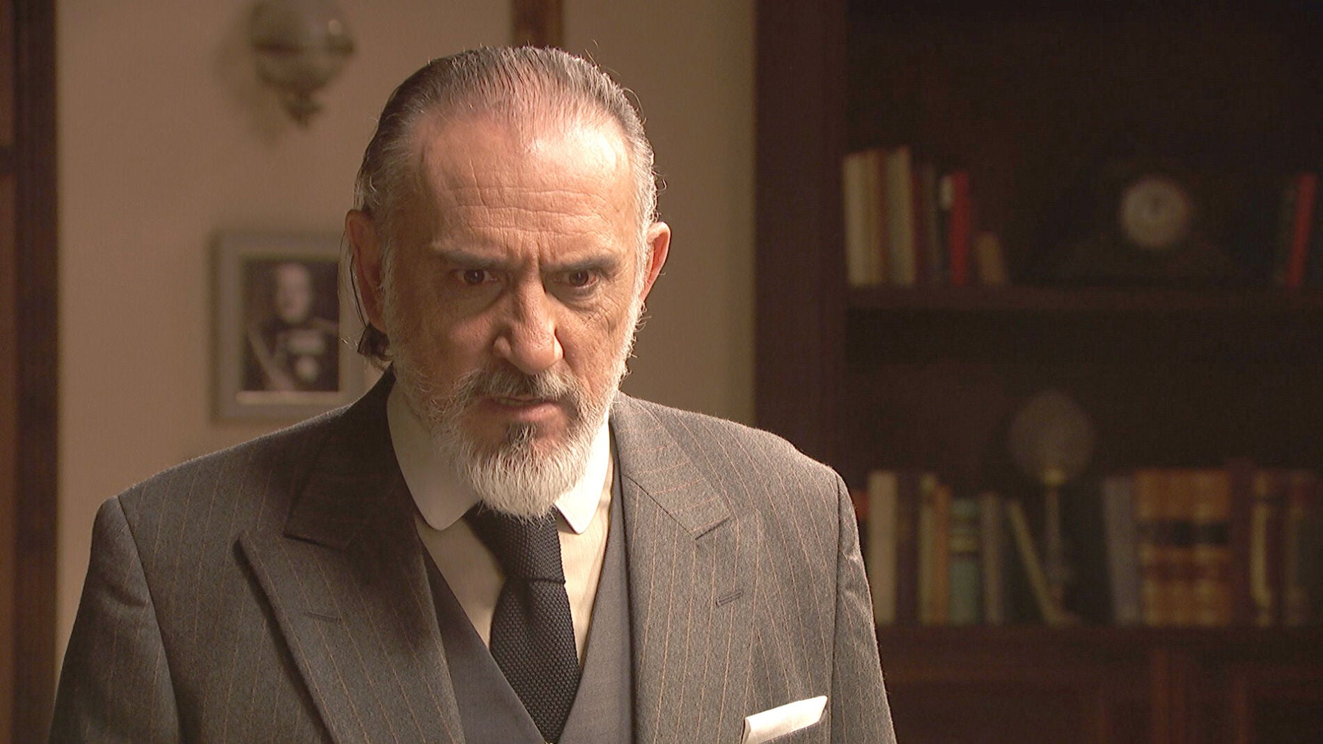 Crist&oacute;bal Garrigues, a un paso de deshacerse de su padre