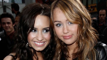 Miley Cyrus y Demi Lovato