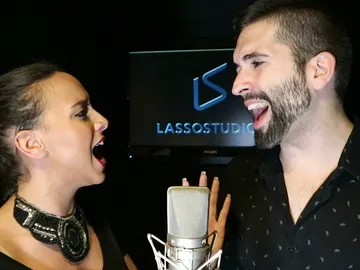 Keunam y Victoria Sunsiray derrochan pasión 'Con el alma en pie' como Chenoa y Bisbal Keunam y Victoria Sunsiray derrochan pasión 'Con el alma en pie' como Chenoa y Bisbal