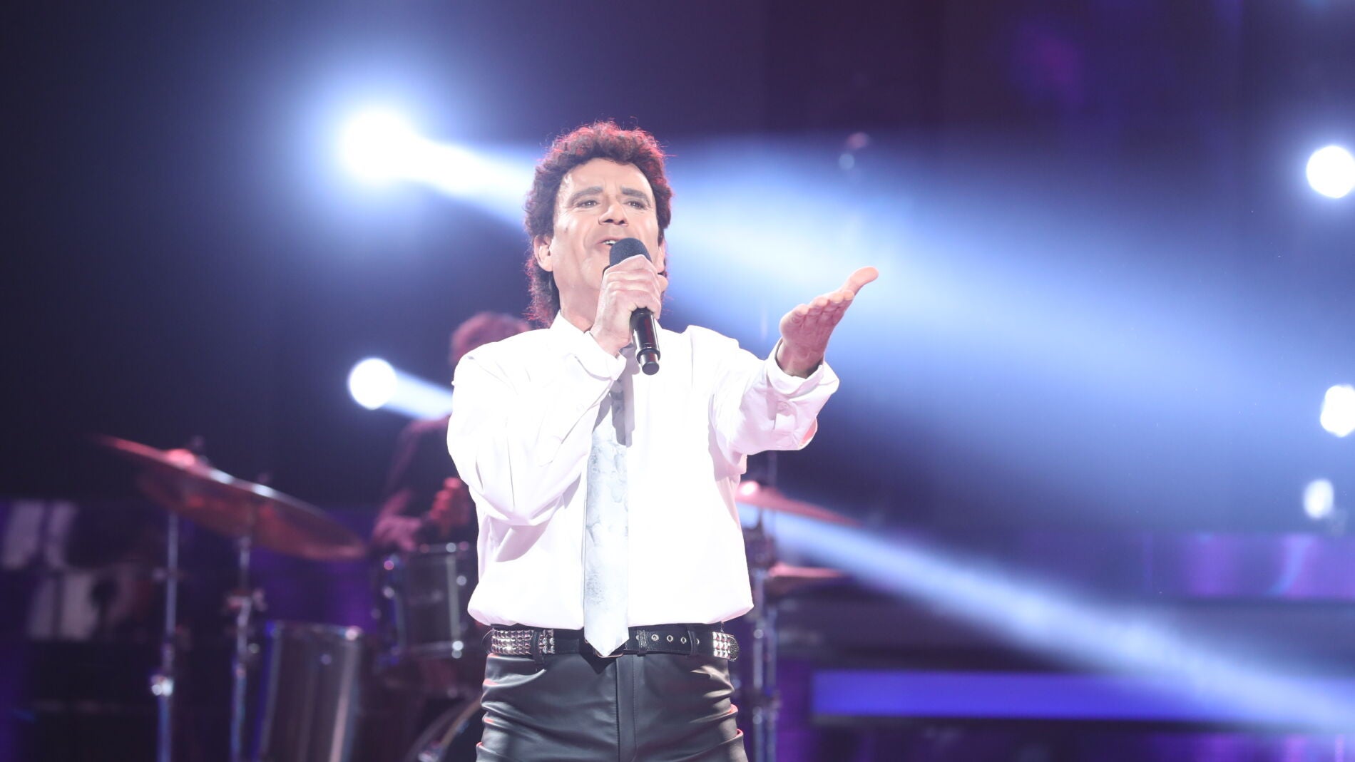 Tom&aacute;s Mart&iacute;nez te invita a la gran fiesta del rock and roll con &lsquo;Bienvenidos&rsquo; como Miguel R&iacute;os