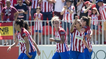 El Atlético de Madrid celebra uno de los goles decisivos por la Liga
