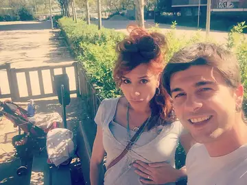 Jordi Coll y Marta Tomasa esperan su segundo bebé Jordi Coll y Marta Tomasa esperan su segundo bebé