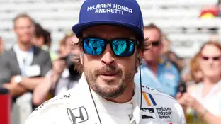 Fernando Alonso, con gesto serio en Indianápolis Fernando Alonso, con gesto serio en Indianápolis