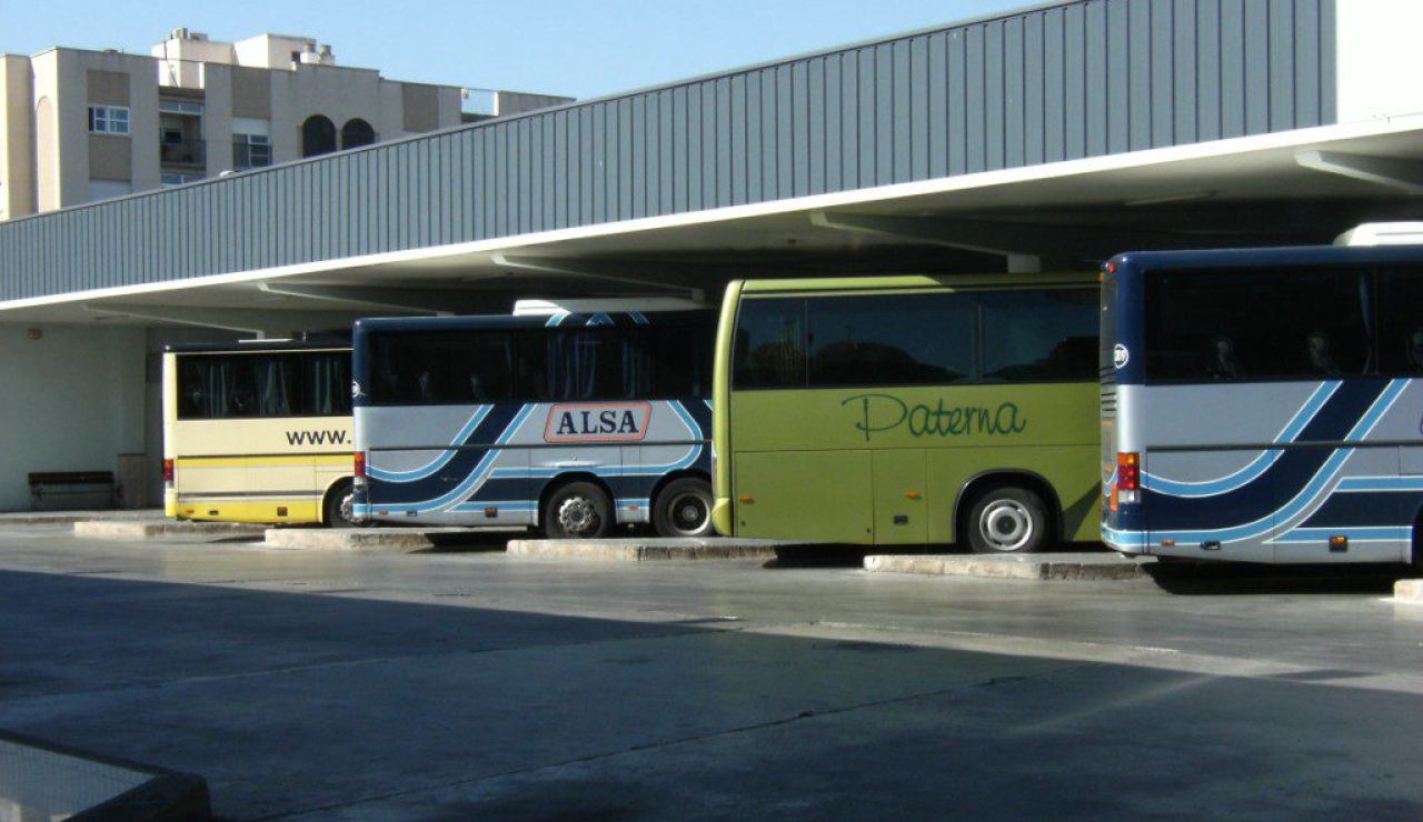 Autobuses en la estación de Murcia Autobuses en la estación de Murcia