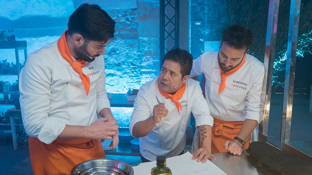 Manu y Montoro ayudan a Víctor en la final de 'Top Chef'