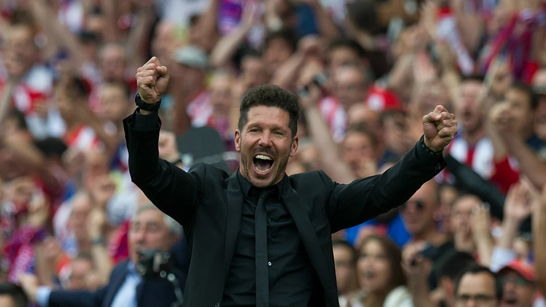 Simeone celebra un gol Simeone celebra un gol