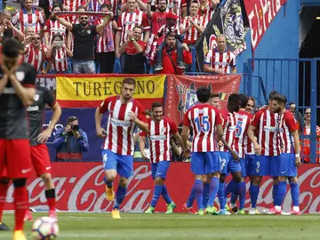 El Atlético celebra un gol ante el Athletic El Atlético celebra un gol ante el Athletic