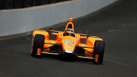 Fernando Alonso rueda en el &oacute;valo de Indian&aacute;polis