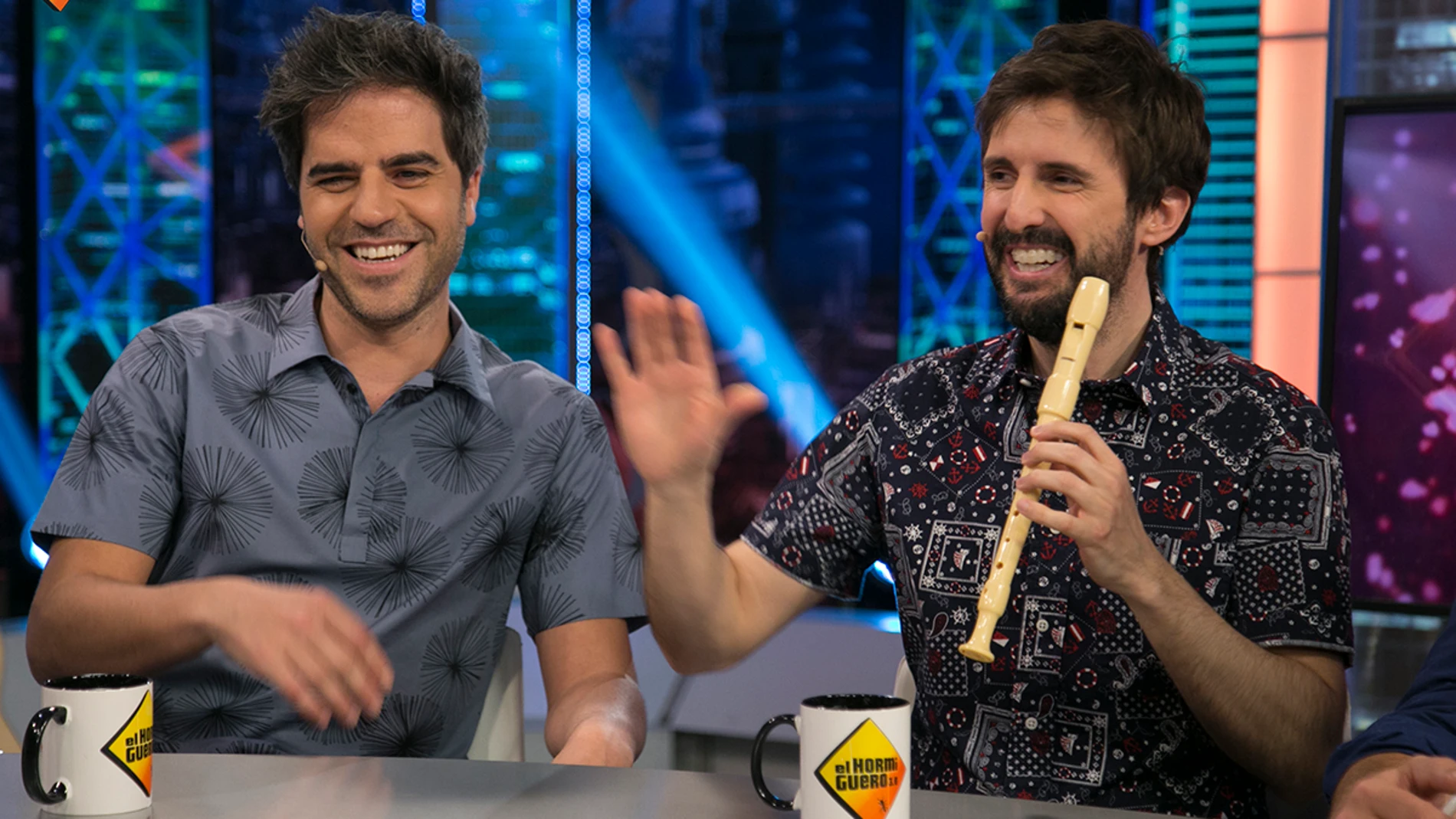 Julián López encandila al público de 'El Hormiguero 3.0' con su dominio de la flauta dulce