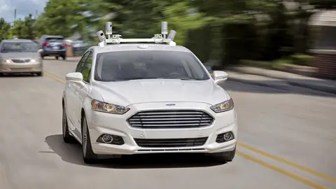 Con un coche autónomo por cada 20 normales se acabaron los atascos Con un coche autónomo por cada 20 normales se acabaron los atascos