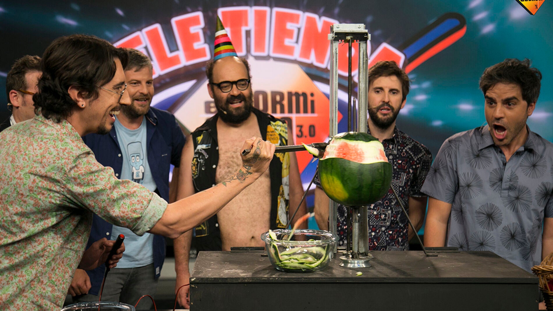 Descubre c&oacute;mo hacer un kebab de sand&iacute;a