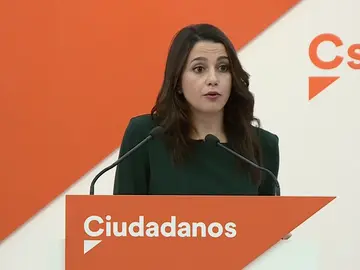 Frame 8.096 de: Ciudadanos cree que Puigdemont no quiere debatir con quién le pueda rebatir sus argumentos Frame 8.096 de: Ciudadanos cree que Puigdemont no quiere debatir con quién le pueda rebatir sus argumentos