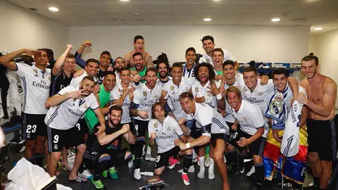 Fiesta en el vestuario del Real Madrid Fiesta en el vestuario del Real Madrid