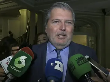Frame 13.909067 de: El gobierno invita a dialogar a Puigdemont en lugar de amenazar con leyes rupturistas Frame 13.909067 de: El gobierno invita a dialogar a Puigdemont en lugar de amenazar con leyes rupturistas