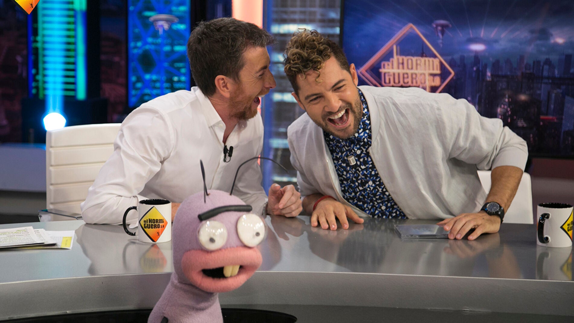 &iquest;A qu&eacute; artista pertenecen estas caras?