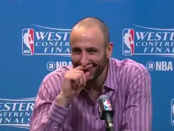 Ginobili, durante la rueda de prensa Ginobili, durante la rueda de prensa