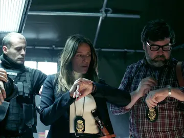 Raquel diseña el plan perfecto para infiltrarse en la FNMT Raquel diseña el plan perfecto para infiltrarse en la FNMT