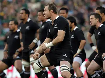 La selección masculina de rugby de Nueva Zelanda, conocida como los "All Blacks" La selección masculina de rugby de Nueva Zelanda, conocida como los "All Blacks"