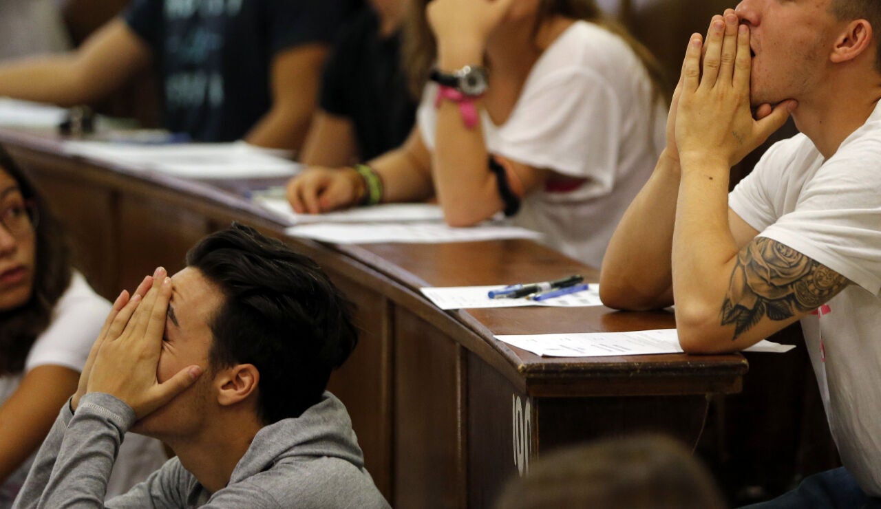 Alumnos en un aula