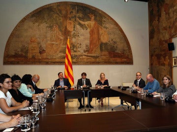 Imagen de la reunión que ha mantenido Carles Puigdemont con diferentes fuerzas políticas