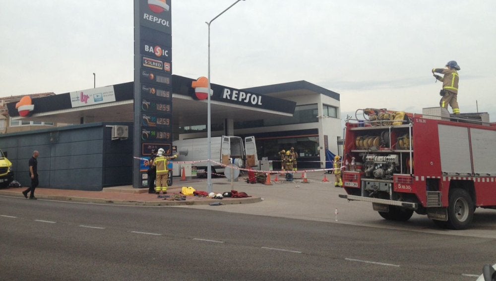 La gasolinera afectada por la deflagración