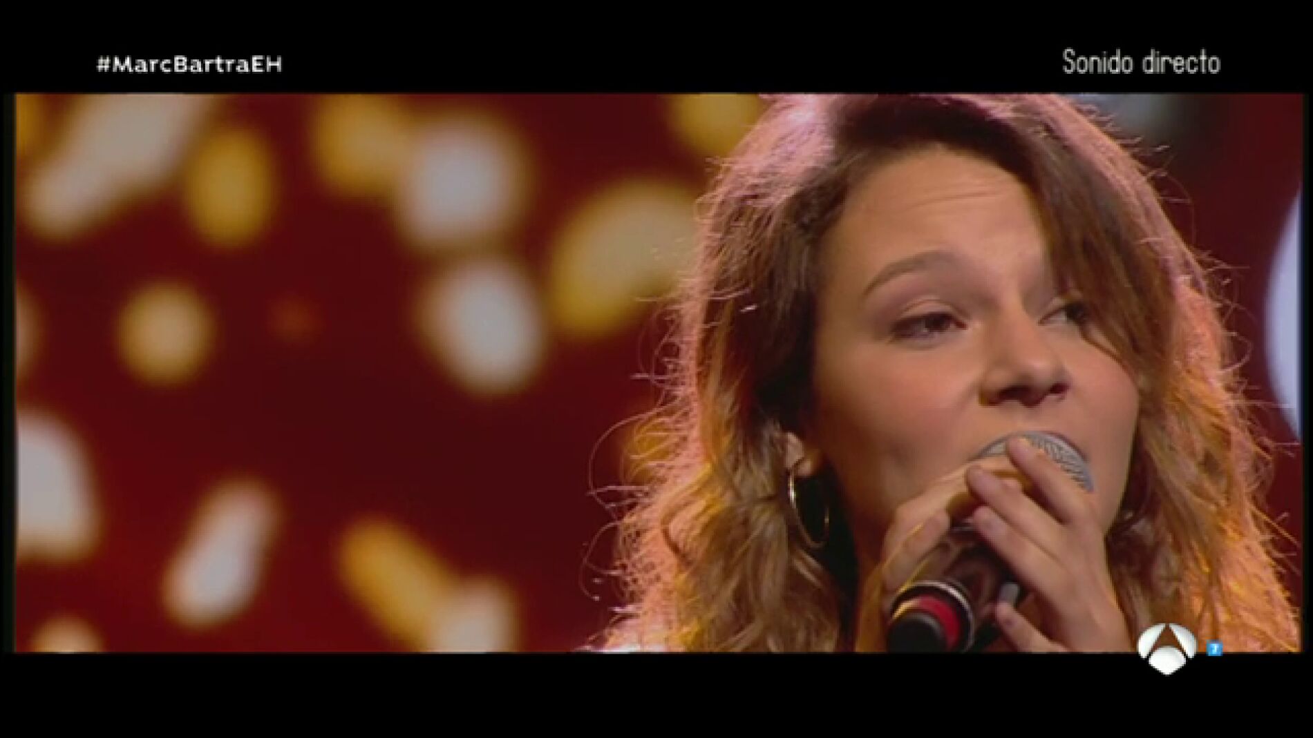 Frame 89.273404 de: Paula P&Atilde;&copy;rez, la joven promesa que ha puesto en pie al p&Atilde;&ordm;blico de 'El Hormiguero 3.0'