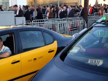 Un taxi en Barcelona Un taxi en Barcelona