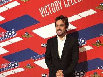 Fernando Alonso, sonriente en la gala de la Indy 500