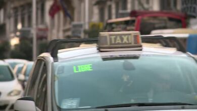 El Gobierno propone diálogo para que se cumpla la ley en el conflicto entre taxistas y las nuevas plataformas