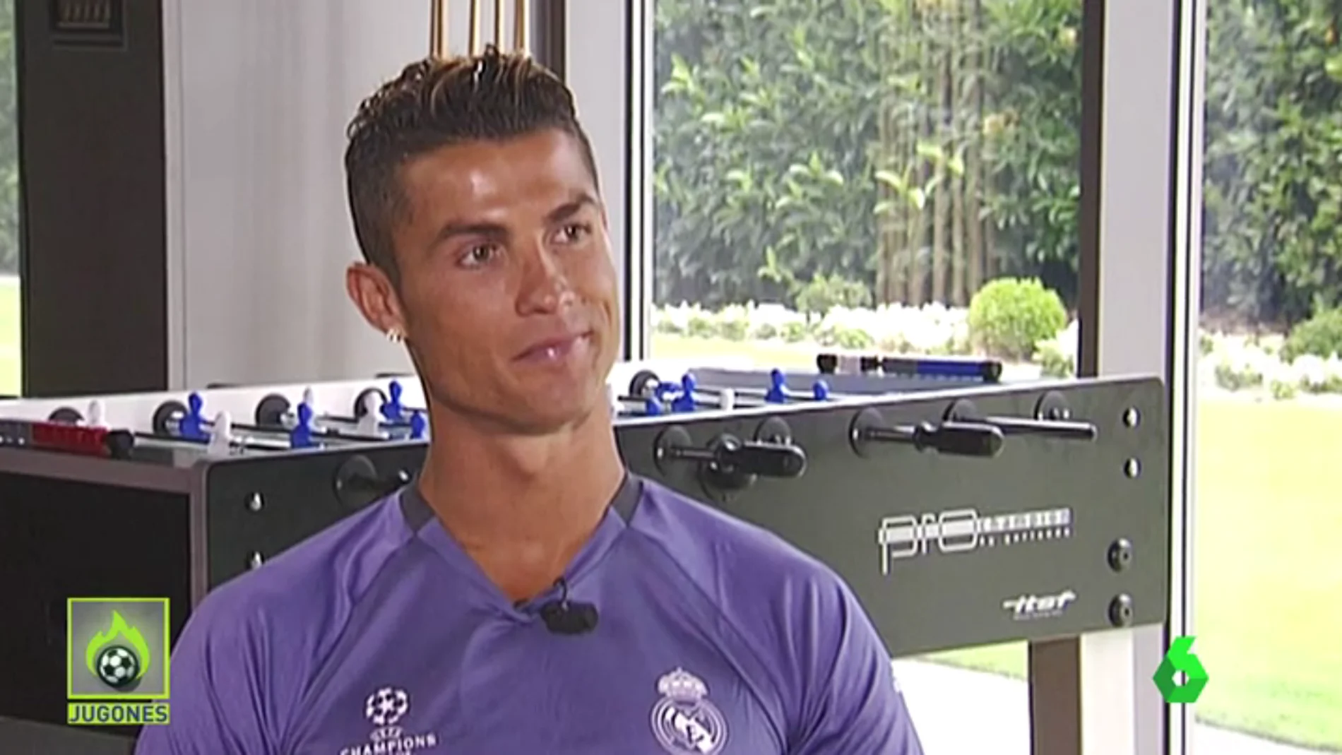 Frame 43.458947 de: Cristiano Ronaldo: "¿Hacienda? Hago las cosas bien y duermo tranquilo"