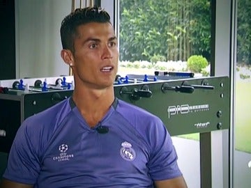 Frame 48.52421 de: Cristiano Ronaldo: "¿Hacienda? Yo hago las cosas bien y duermo tranquilo"