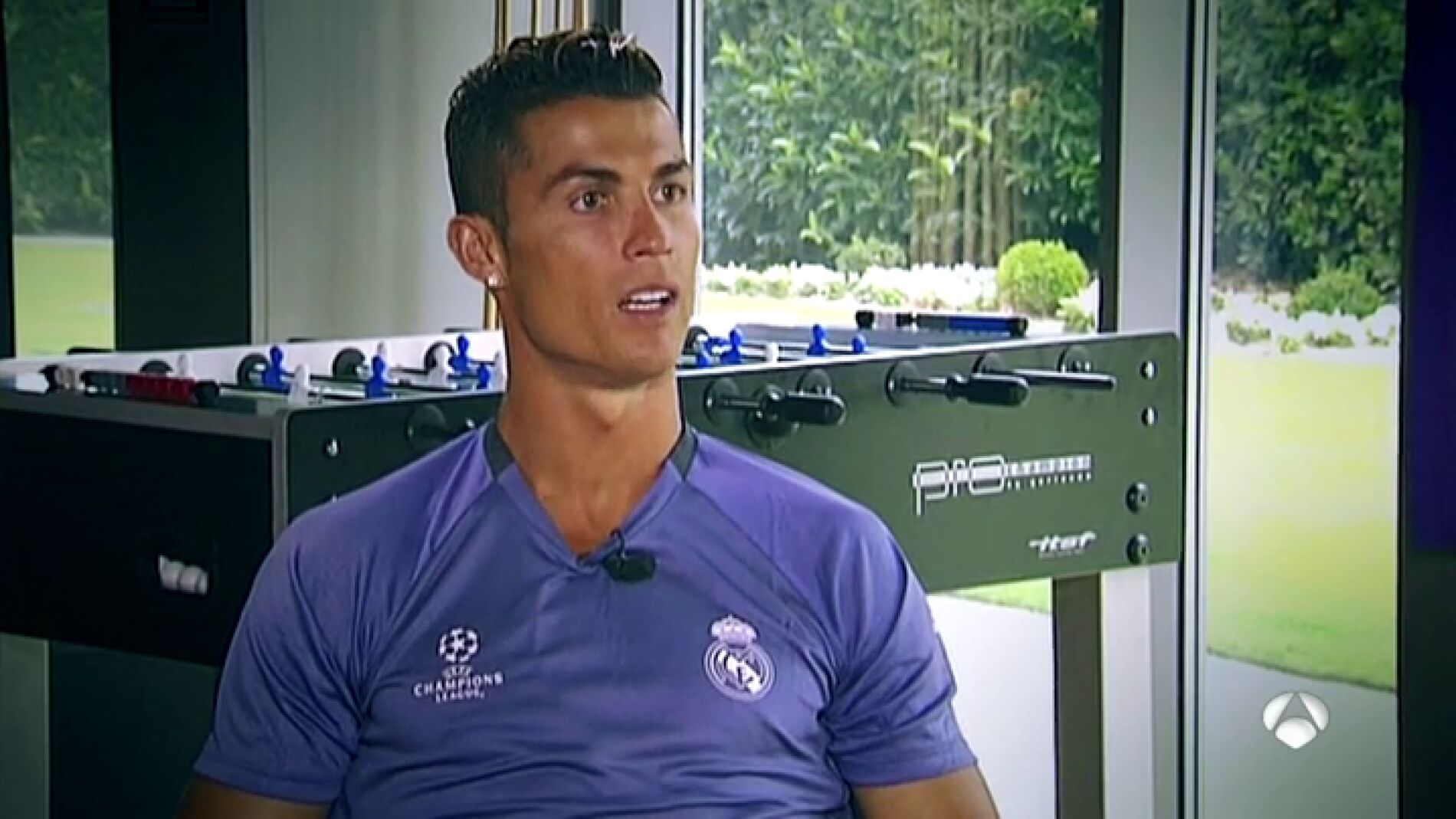 Frame 48.52421 de: Cristiano Ronaldo: "&iquest;Hacienda? Yo hago las cosas bien y duermo tranquilo"