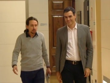 Frame 46.092107 de: El regreso de Pedro Sánchez aviva la competencia con Podemos