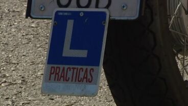 Frame 7.617796 de: Los examinadores de la DGT hacen huelga y paralizan 7.000 pruebas pr&aacute;cticas como protesta por la falta de personal