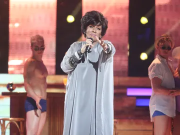 Cristóbal Garrido hace vibrar de emoción con ‘Me muero, me muero’ como Olga Guillot Cristóbal Garrido hace vibrar de emoción con ‘Me muero, me muero’ como Olga Guillot